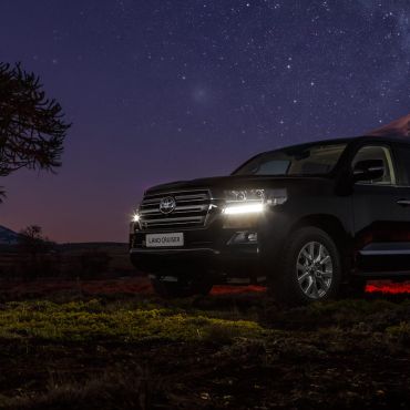 land-cruiser-200 %2